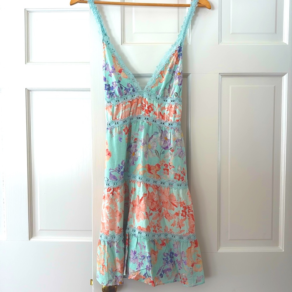 Alice + Olivia mint green peach lilac baby doll dress, lace trim x straps back